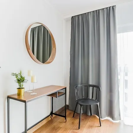 Coin Krakowska Lägenhetshotell 3*