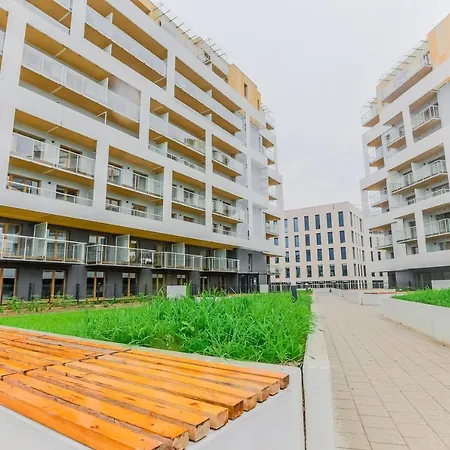 Coin Krakowska 3*